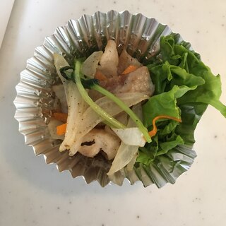 お弁当に☆豚肉と豆苗の炒め物(*^^*)